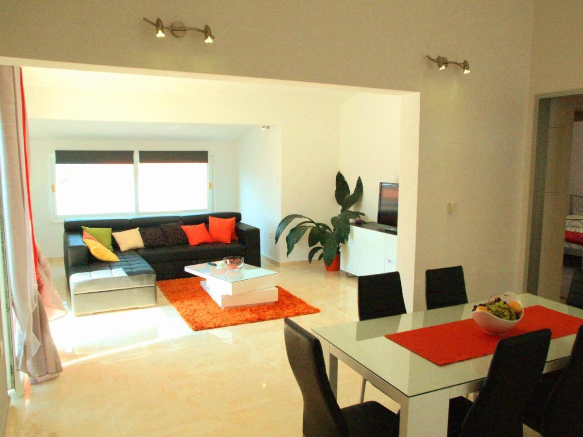 House Merlin Baška Voda Buitenkant foto