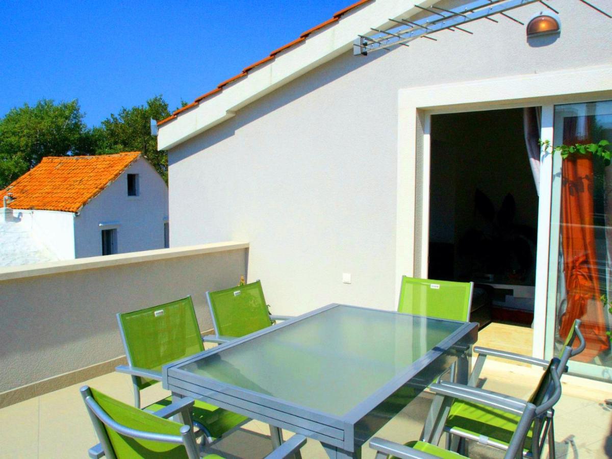 House Merlin Baška Voda Buitenkant foto
