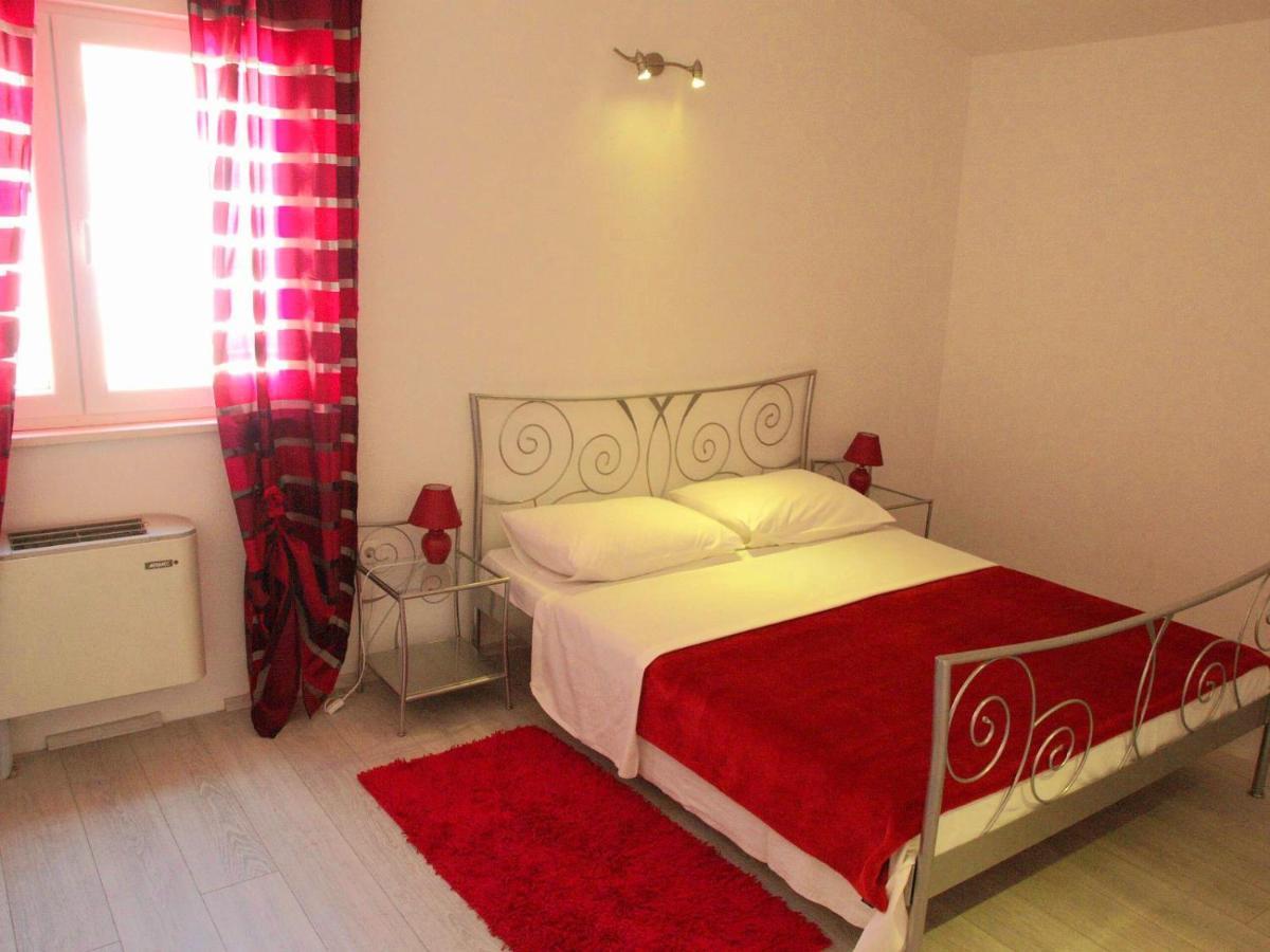 House Merlin Baška Voda Buitenkant foto
