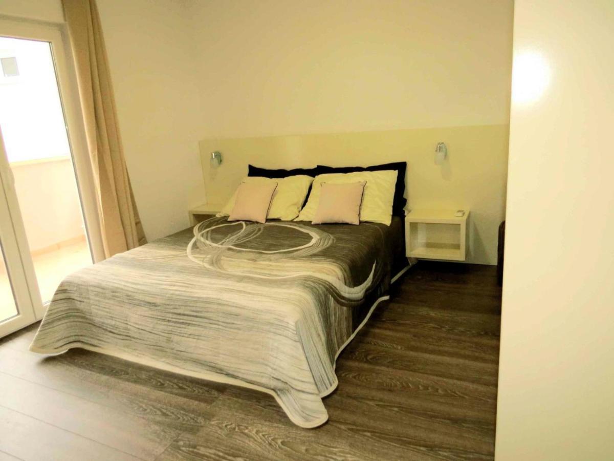 House Merlin Baška Voda Buitenkant foto